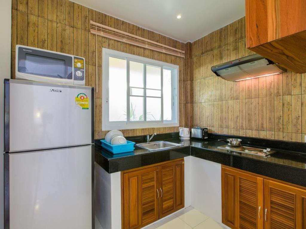 Lemon Tree Naturist Resort Naiharn Beach Phuket Exterior foto